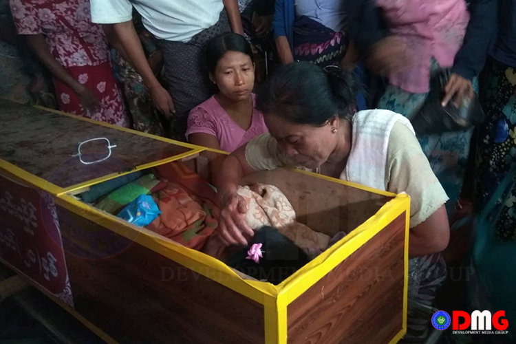he funeral of Ko Zaw Win Hlaing from Mrauk-U, who died during medical treatment in Sittwe Hospital after being detained by the Tatmadaw, was held in Mrauk-U cemetery today afternoon at 1 p.m.