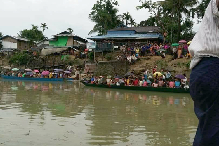 Villagers enter into Poe Shwee Pyin IDP camp, Photo- Poe Shwee Pyin Allied Social Service